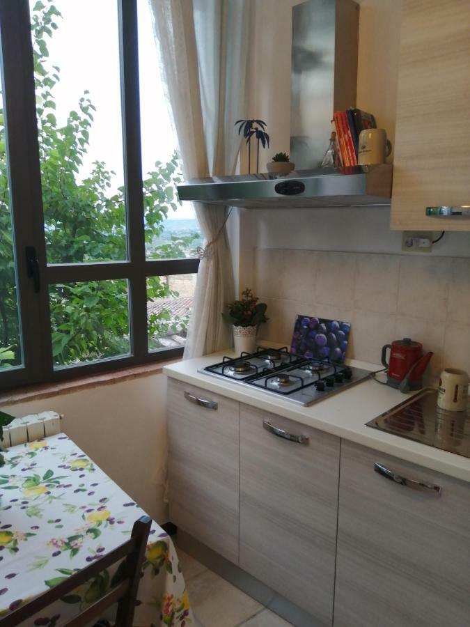 Orto Di Emma Lägenhet San Gimignano Exteriör bild
